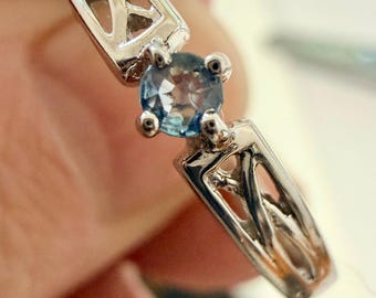2.09 Gr Natural Sky Blue Sapphire Minimalist Ring Round Cut Prong Set 2.5 x 2.5 mm Hallmarked with 925 Sterling Silver TCW 10.45, Size 10.5