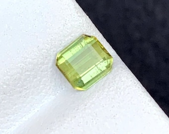 0.60 Carat Green Tourmaline. Faceted Emerald Cut. Loose Gemstones for Jewelry. VS. Genuine Mined. Natural Untreated.  5.14 x 4.84 x 2.7 mm