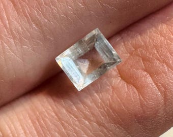 1.01 Carat Genuine Mined Aquamarine. Loose Gemstone for Making Jewellery and Gifts. Faceted Square. 6.6 x 5 mm. Birthstone.