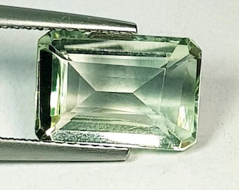 4.00 Carat Authentic Prasiolite Gemstones. VVS. Green Quartz. Faceted Cut. 12.0 x 8.30 x 5.20 mm.  Jewellery Supplies. Natural Gemstones.