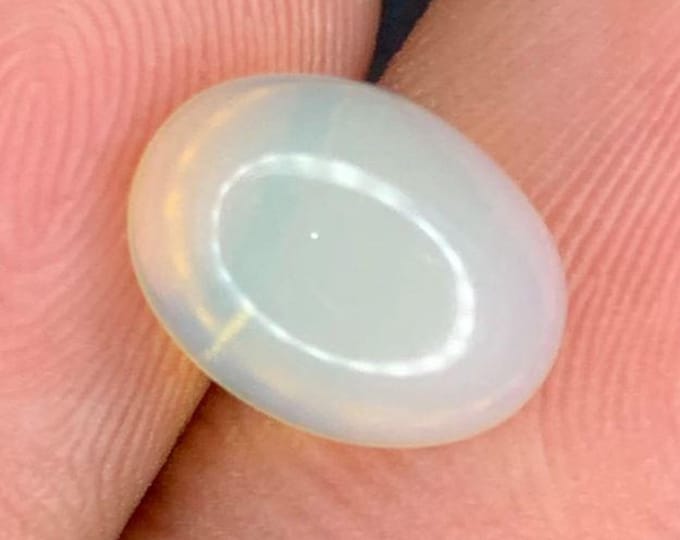 1.55 Carat "Potch" Welo Opal. 10 x 8 x 4. Untreated. Gemstone Beads. Cabochon. Birthstone Gift. Natural Gemstones. Oval Cab. No Flash.