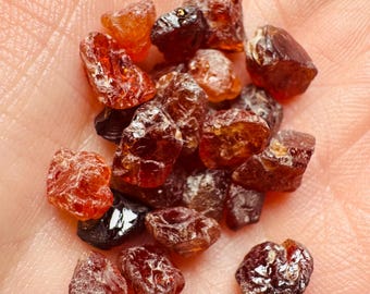 50.00 Carats Natural Deep Spessartite Orange Garnet Rough. Jewelry Making and Gifts. Genuinely Earth Mined. Untreated.