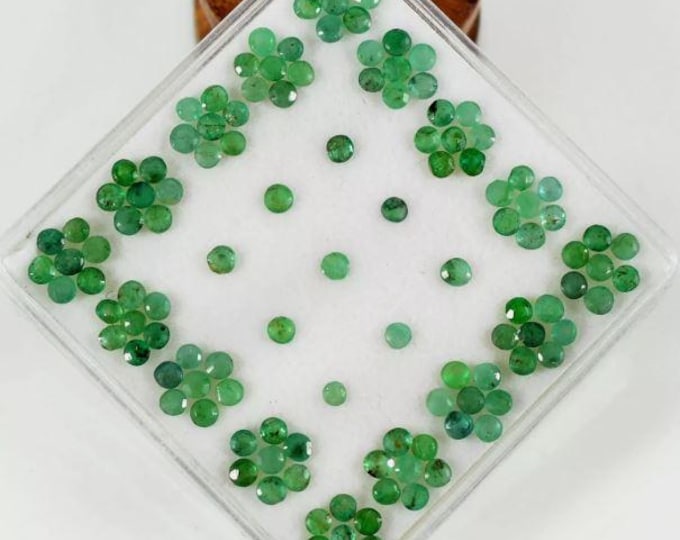 2 Pieces: Natural Columbian Green Emeralds. 2.2 x 2.2 x 1.5 mm. Loose Gemstones for Jewelry Making and Gifts. Earth Mined. SI. Oiled.