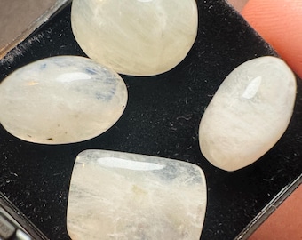 Discounted: 36.60 Natural Moonstone Lot. Natural Gemstone Cabochon. NO "Flash". Polished. Various Sizes. Jewelry Supplies. Included Grade