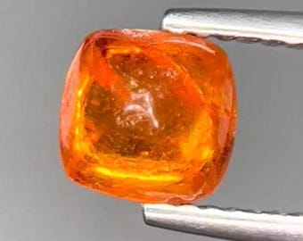 1.23 Carat Spessartite Garnet. Sugar Loaf. Vibrant Orange. Beautiful Rich Colour Loose Gemstone for Ring or Jewellery. 5.4 x 5.4 x 4mm.