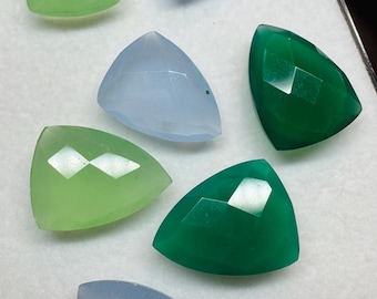 7.60 Carat Chalcedony. Earth Mined Gemstone. Double-Sided Checked Cut. Untreated. Jewelry Supplies and Gifts. 16.5 x12x 5.8. Various Colours