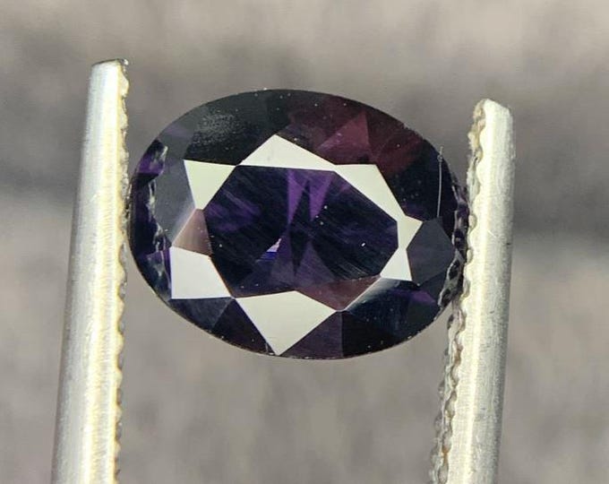 2.0 Carat Spinel Dark Purple. Unheated. Burma. 8.75 x 6.85 x 5.16 mm. Loose Gemstone for Jewelry Making and Gifts. Earth Mined. VS