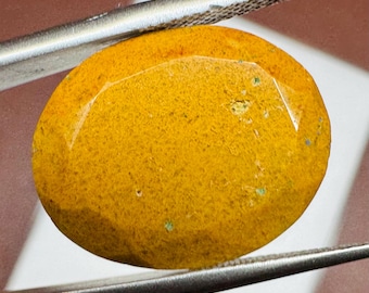 Faceted Jasper 9.85 Carat. Oval Cut Natural Yellow Jasper Gemstone. Loose Gemstones for Making Jewellery. Untreated. 18 x 14.4 x 5.9 mm