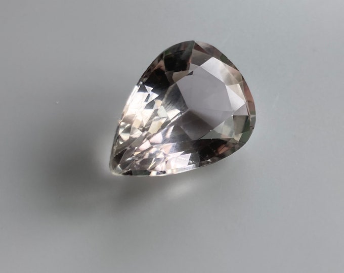 18.45 Carat Natural Clear Kunzite. Faceted Pear Loose Gemstones for Jewlery. Genuine Mined Stone. Birthstone. Gift. Incredible Shine.