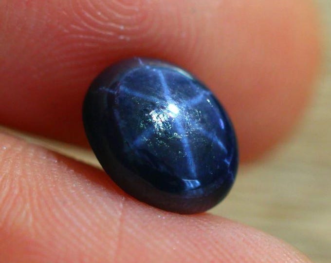 3.60 Carat Earth Mined 6 Star Blue Sapphire. Oval-Shaped 10.1 x 8.1 x 3.8 mm. Loose Gemstone for Jewelry Making and Gifts.