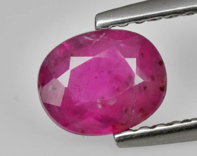 0.95 Carat Deep Pink Ruby Oval Shape 6.500 x 5.300 x 3.000 mm Loose Gemstone for Jewelry Making and Gifts. Genuine Earth Mined.