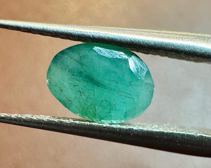 0.85 Carat Seafoam Natural Zambian Emerald. Light Green 7.2 x 5.1 x 2.8 mm. Loose Gemstone for Jewelry Making and Gifts. Earth Mined. SI.