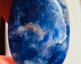 20.30 Carats Genuine Mined Sodalite. Beautiful Specimen for Making Jewellery. Palm Stones. Vibrant Blue. Perfect Gifts. 28.7 x 17 x 5.0mm