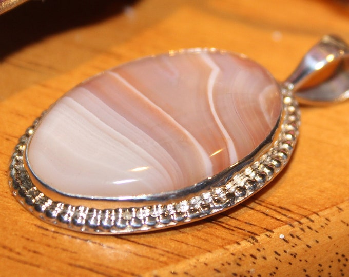 Lake Superior Agate Pendant LSAN-37