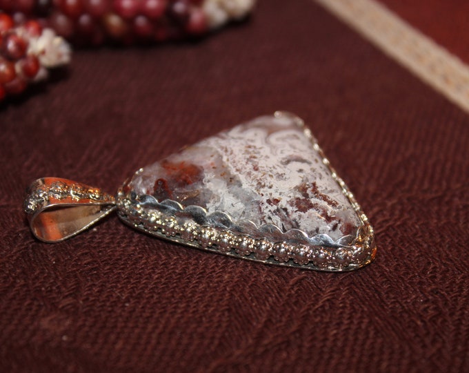 Hematite Lace Agate from the Republic Mines Pendant HRAN-12