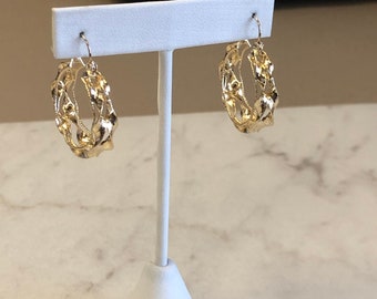 14kt Yellow Gold Lady's Fancy Open Double Swirl Hoop Earrings 1" Diameter at an Incredible Price.