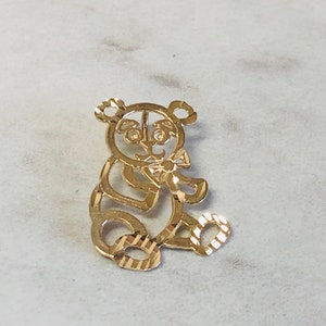 Pendentif à breloque ours en peluche en or jaune 14 carats, taille diamant, 2,5 cm de longueur.