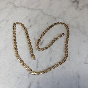 18&quot;.... 14kt Yellow Gold Lady&#39;s Fancy Ovaltine Necklace 18&quot; in Length. Made in Italy.