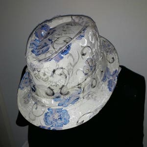 Floral printed Hat // Sombrero borsalino de flores