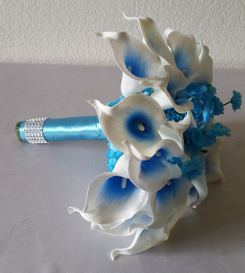 Malibu Blue Calla Lily Bridal Wedding Bouquet /& Boutonniere