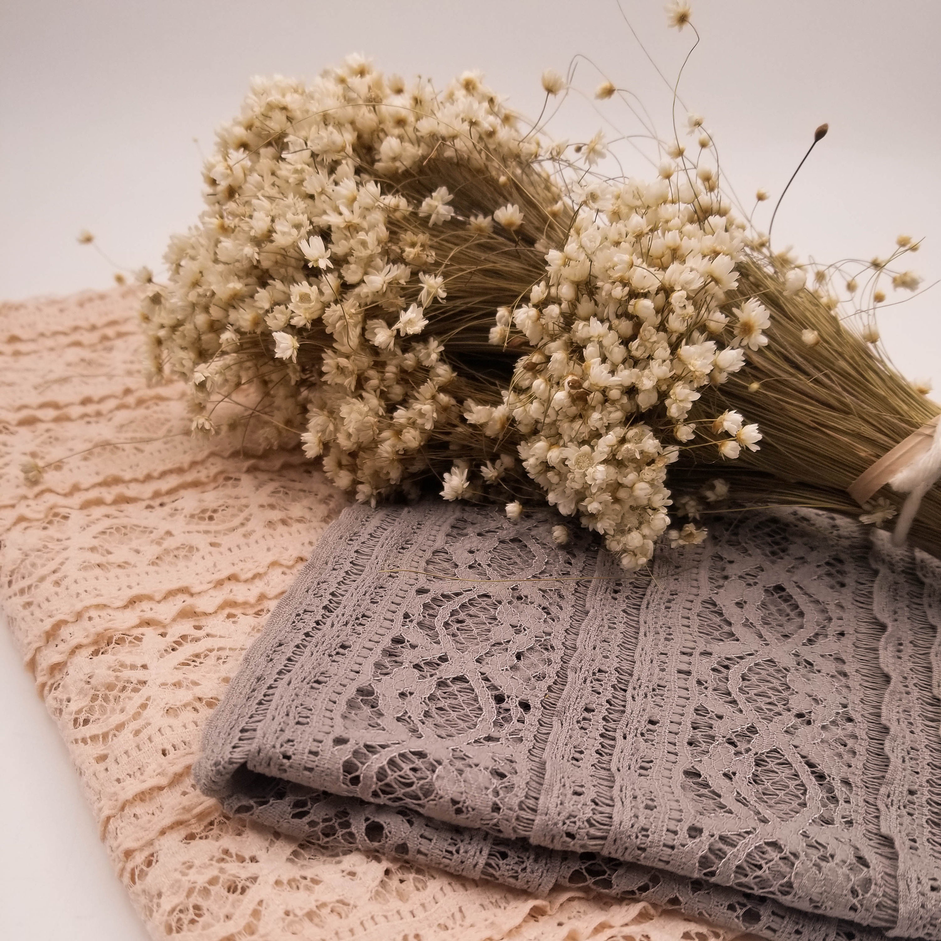Baby Newborn Lace Blanket Stretch Ruffle Swaddle Wrap Photography Photo Prop Baby Newborn Lace Blanket Stretch Ruffle Swaddle Wrap Photography Photo Prop