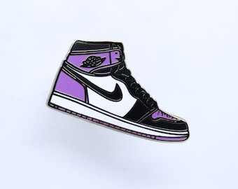 Air Jordan 1 - Hard Enamel Pin - Court Purple - Retro Gift - Sneakers - Sneaker Head - Hype Beast - Michael Jordan