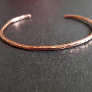 Bangles hammered from fine copper, anti arthritis bracelet, not 925 silver, not cast, purely handmade, stylish & customizable