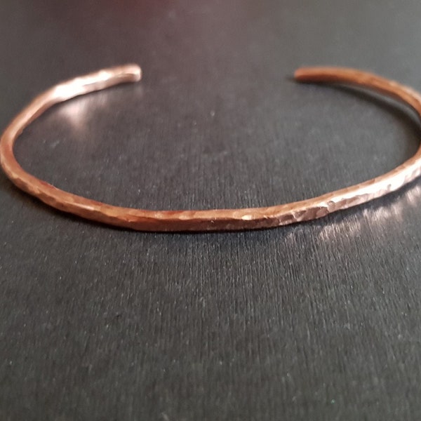 Bangles gehamerd van fijn koper, anti-artritis armband, geen 925 zilver, niet gegoten, puur handgemaakt, stijlvol en aanpasbaar