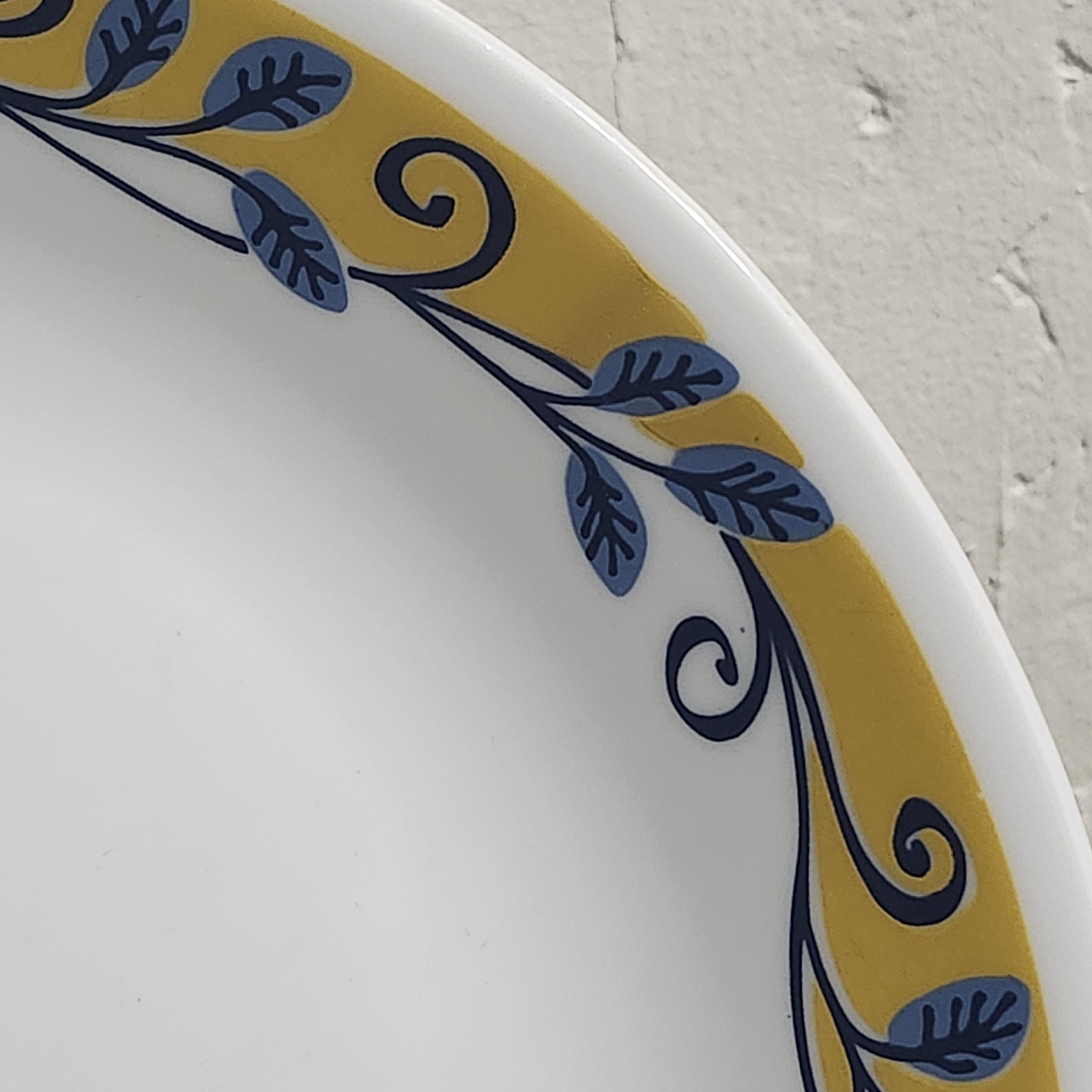 Corelle Yellow Pattern Set of 3 Casa Flora Corelle by Corning 10 1/4