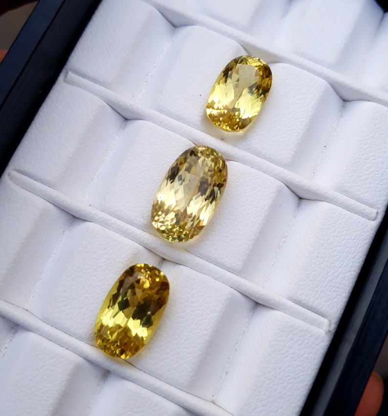 24 Carats 100 /% Natural Superb Color Natural Big Size Yellowish Kunzite 3 Pieces Internally Flawless from Afghanistan