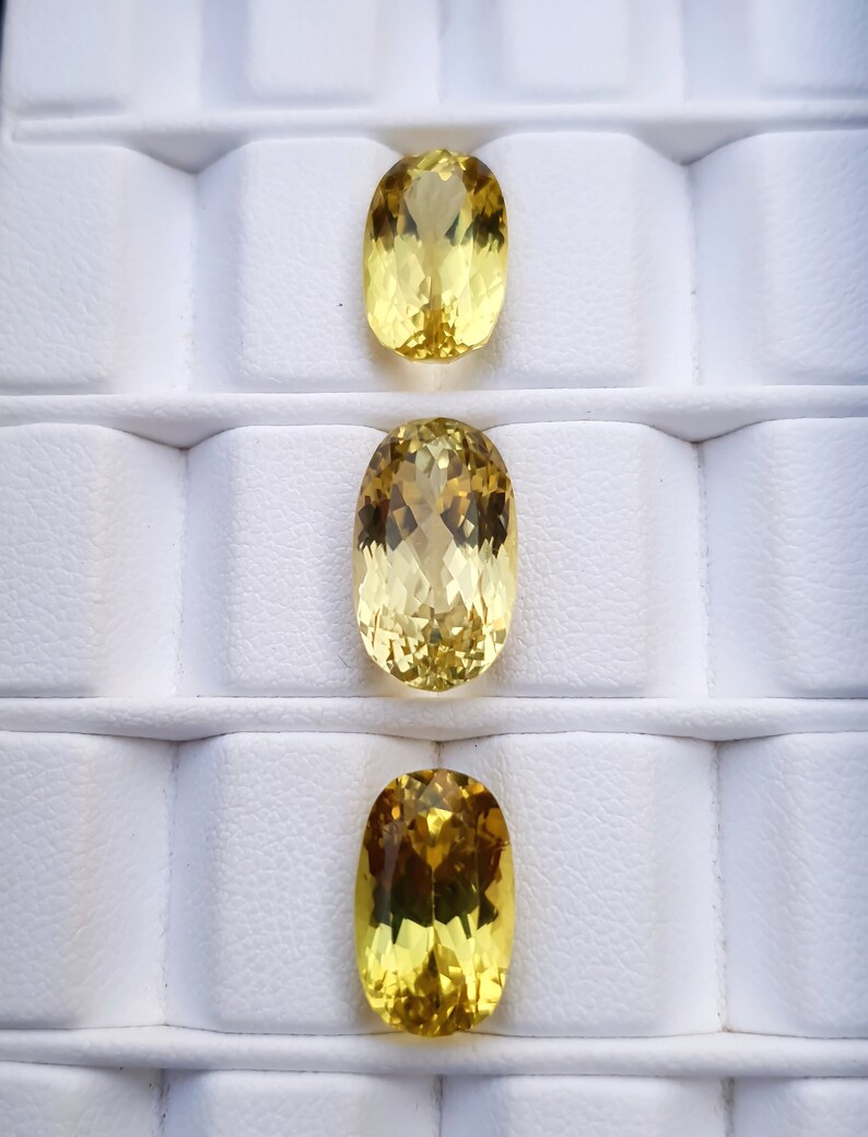 24 Carats 100 /% Natural Superb Color Natural Big Size Yellowish Kunzite 3 Pieces Internally Flawless from Afghanistan
