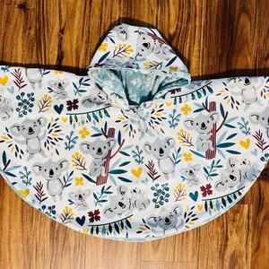 Toddler Poncho, Car seat Poncho, Hooded Poncho, Reversible Poncho, Kid Poncho, Koala, Animal