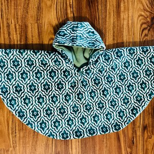 Car seat Poncho,Hooded Poncho,Toddler Poncho,Reversible Poncho,Kid Poncho, Age 0-3
