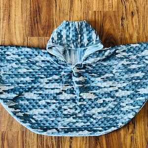 Car seat Poncho,Hooded Poncho,Toddler Poncho,Reversible Poncho,Kid Poncho, Age 0-3,camoflage Poncho