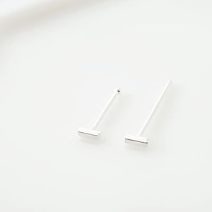 Bar Nose stud, Line Bar Nose Stud, Dainty Bar Nose Stud, Silver Nose Stud, Tiny Nose Stud, Nose Pin, Nose Studs, Silver Nose pins