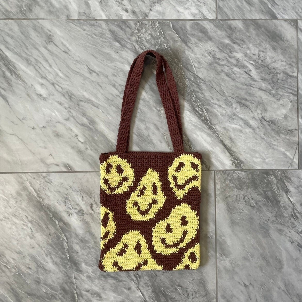 SMILEY BAG - hand-crocheted bag