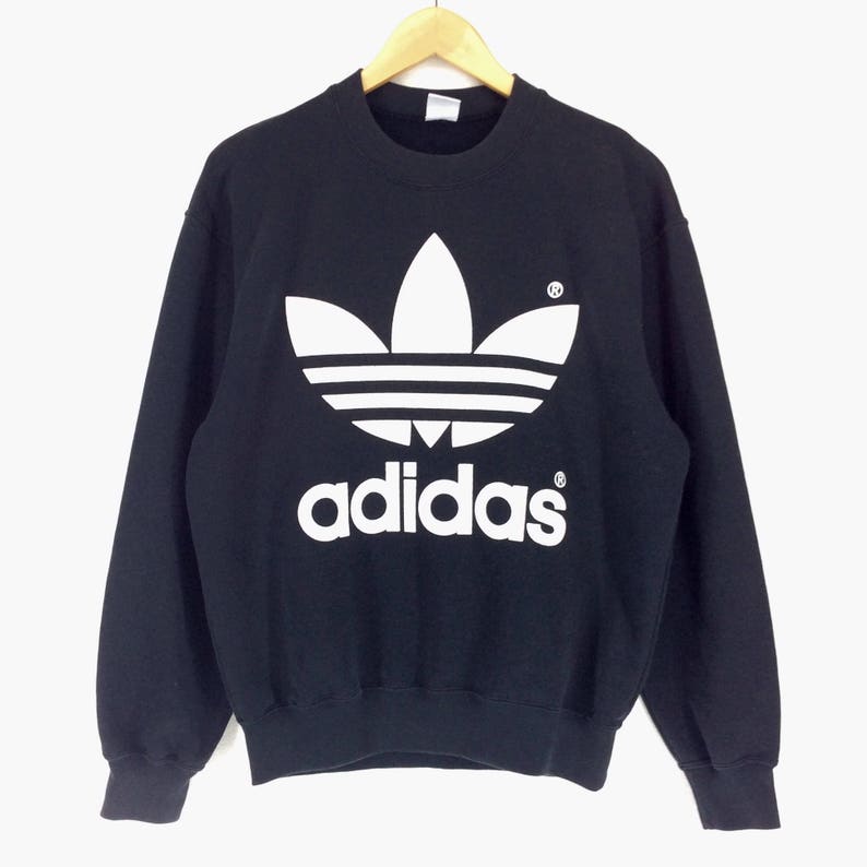 Adidas Pullover mit Schlangenmuster in Größe 40 Adidas Pullover mit Schlangenmuster in Größe 40