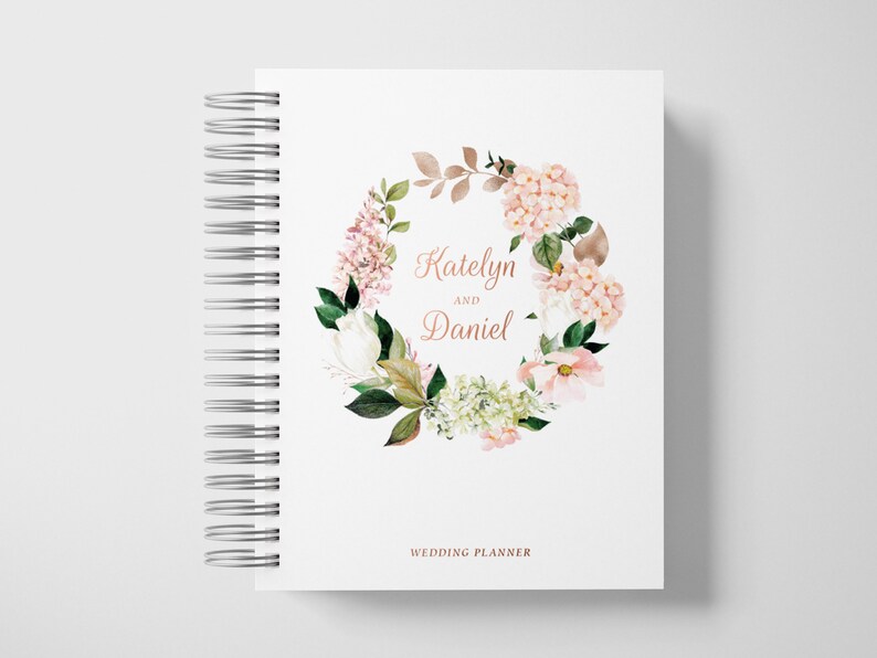 Libro planificador de bodas personalizado / Regalos de compromiso / Rosa empolvado y oro rosa / Opciones de color disponibles / 6 x 9 pulgadas / Diseño: A022 imagen 1