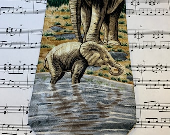 Vintage Elephant themed Necktie, Wildlife Tie