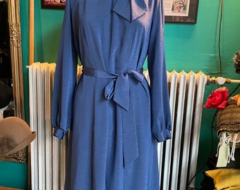 Salonne blue dress, 42 / US 12, vintage dress 70s, Finnish vintage, made in Finland