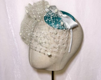 Turquoise fascinator with white veil and white satin bow, hat with veil, cocktail hat, headband hat
