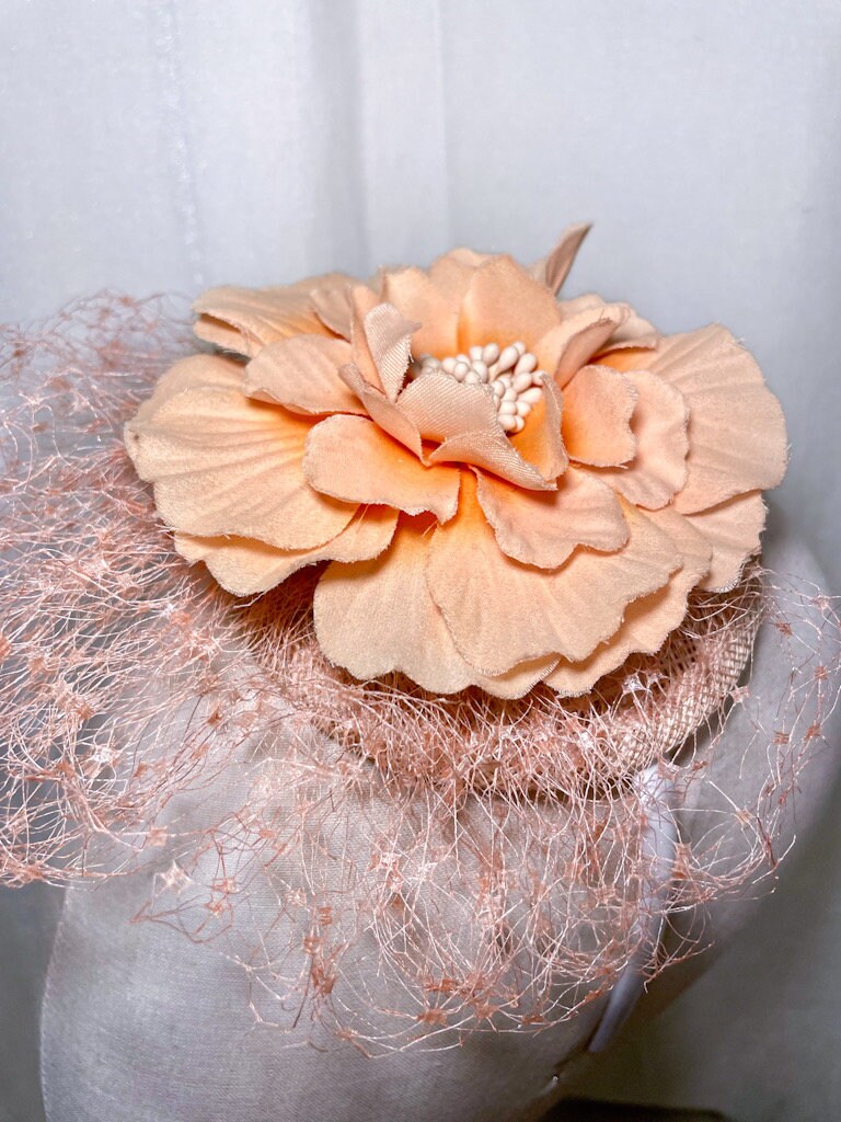 Peach Colored Fascinator With Peach Colored Flower and Veil  display picture 1