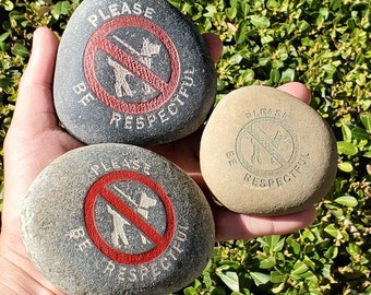 No Pooping Dog Sign Makes a Great Gift for Gardener! Customizable Engraved Rocks to Get the Message Across: Be Respectful & Keep Dogs Away!