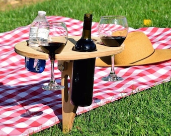 Bar de vinos plegable: mesa de picnic portátil con vasos irrompibles