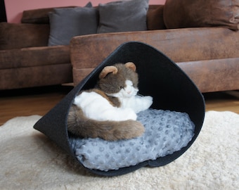 Cueva de fieltro hecha a mano para gatos: moderna y acogedora casa para mascotas con cojín Minky