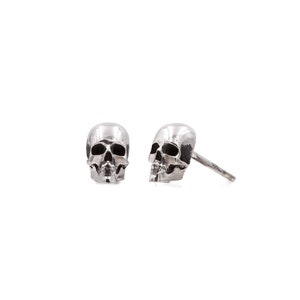 Skull Stud Earring