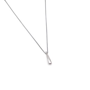 Dainty Silver Teardrop Necklace | Sterling Silver Layering Necklace