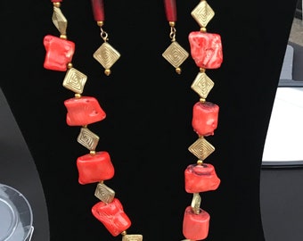 Collier Large Ethnique Effet Perles De Verre Et Corail - Occasion, Signes D'usure Légers