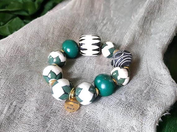 Handmade African Bead Bracelet: Chunky Tribal Stretched Bracelet