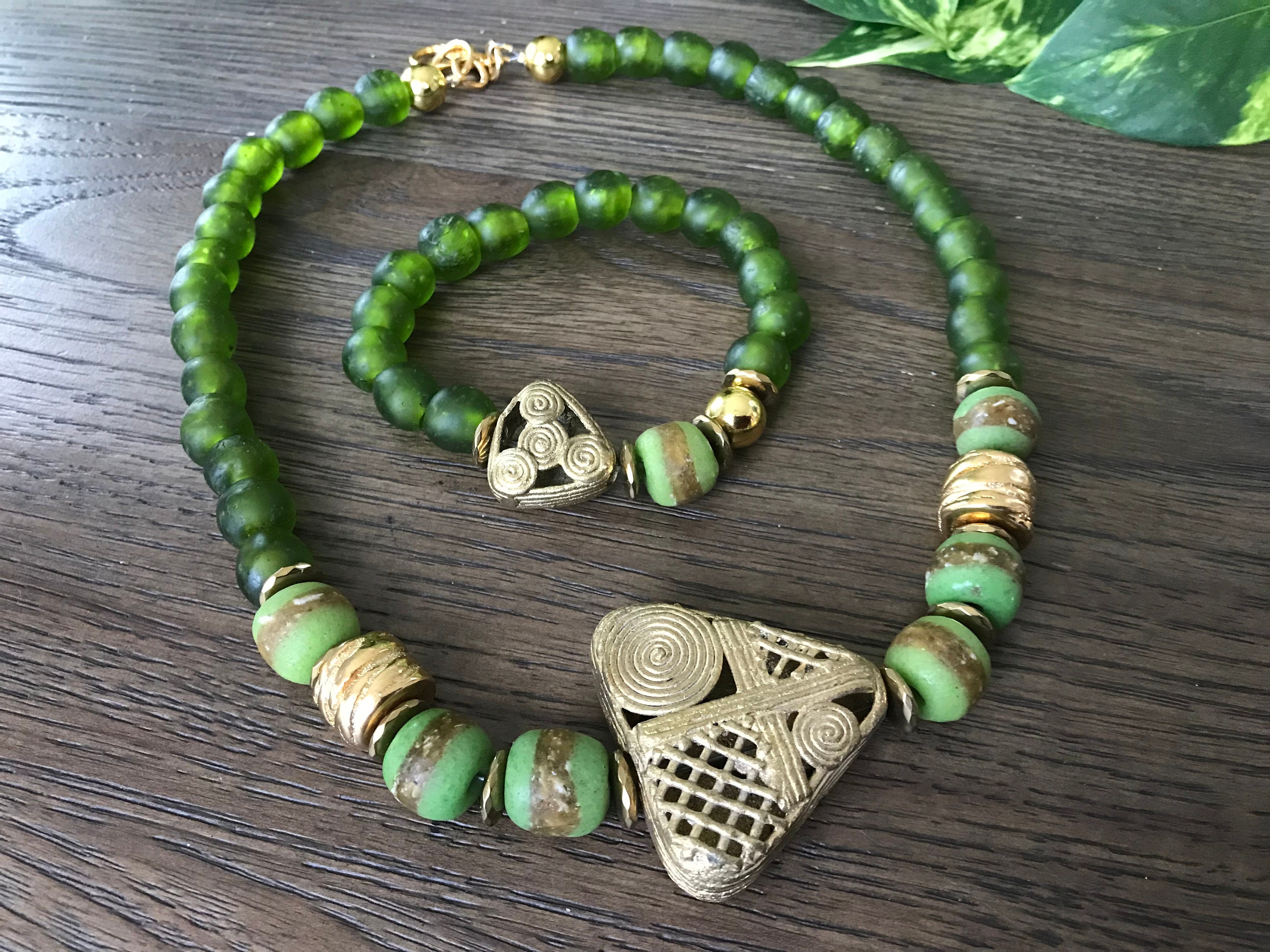 Green Color Tribal Necklace Set - EK-SFSET294WGR
